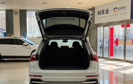 Audi Q3, 2022 год, 2 395 000 рублей, 8 фотография