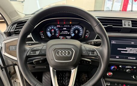 Audi Q3, 2022 год, 2 395 000 рублей, 10 фотография