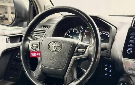 Toyota Land Cruiser Prado 150 рестайлинг 2, 2020 год, 5 919 500 рублей, 18 фотография
