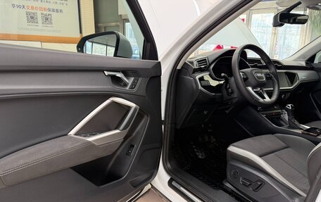 Audi Q3, 2022 год, 2 395 000 рублей, 14 фотография