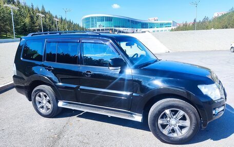 Mitsubishi Pajero IV, 2015 год, 2 600 000 рублей, 10 фотография