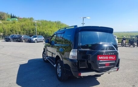 Mitsubishi Pajero IV, 2015 год, 2 600 000 рублей, 7 фотография