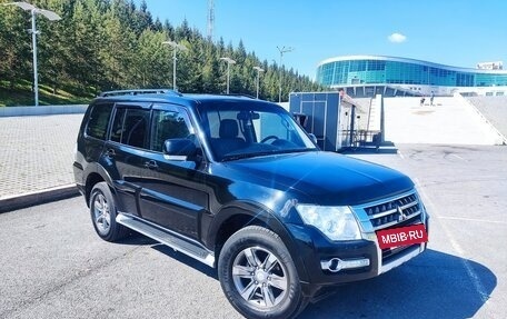 Mitsubishi Pajero IV, 2015 год, 2 600 000 рублей, 11 фотография