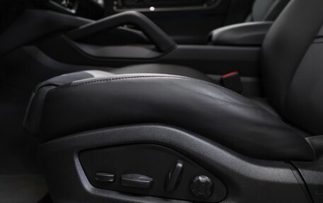 Porsche Cayenne III, 2025 год, 17 520 000 рублей, 24 фотография