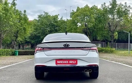 Hyundai Elantra, 2023 год, 1 100 000 рублей, 5 фотография