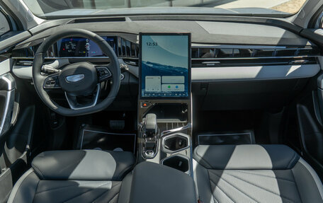 Geely Atlas, 2025 год, 3 970 990 рублей, 23 фотография