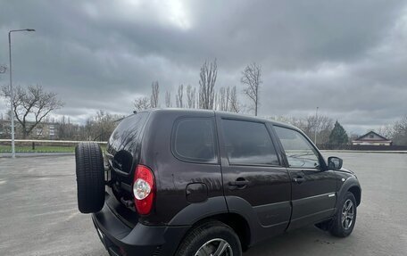 Chevrolet Niva I рестайлинг, 2013 год, 640 000 рублей, 4 фотография