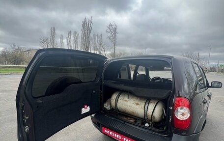 Chevrolet Niva I рестайлинг, 2013 год, 640 000 рублей, 7 фотография