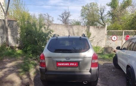 Hyundai Tucson III, 2008 год, 900 000 рублей, 3 фотография