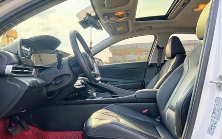 Hyundai Elantra, 2023 год, 1 240 000 рублей, 8 фотография