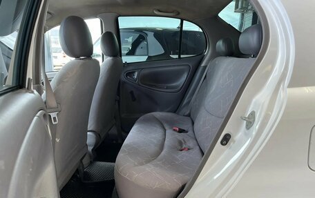 Toyota Platz, 2000 год, 299 900 рублей, 11 фотография