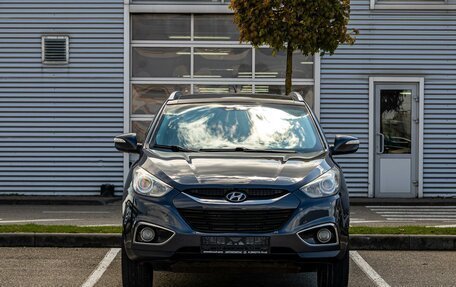 Hyundai ix35 I рестайлинг, 2013 год, 995 000 рублей, 2 фотография