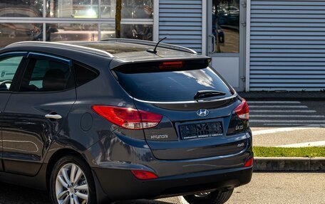 Hyundai ix35 I рестайлинг, 2013 год, 995 000 рублей, 10 фотография