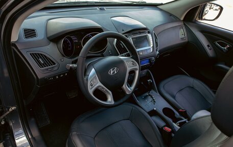 Hyundai ix35 I рестайлинг, 2013 год, 995 000 рублей, 13 фотография