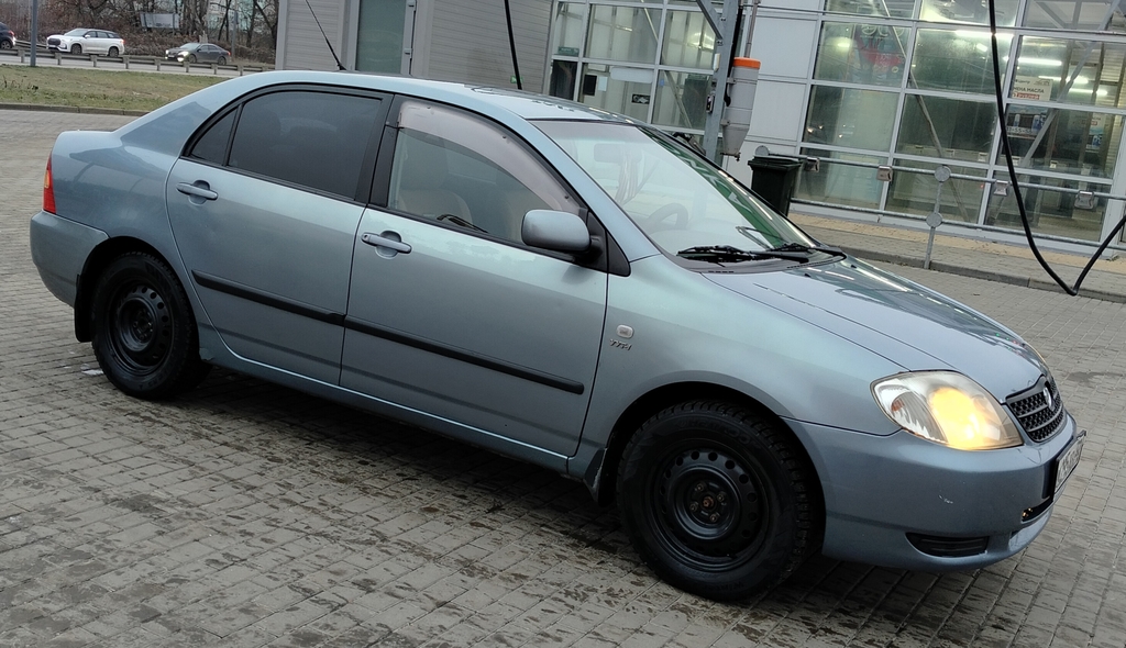 Toyota Corolla E120/E130, 2003 год, 500 000 рублей, 3 фотография