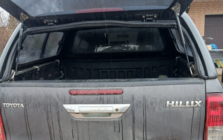 Toyota Hilux VIII, 2017 год, 2 960 000 рублей, 11 фотография