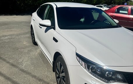 KIA Optima IV, 2018 год, 2 300 000 рублей, 5 фотография