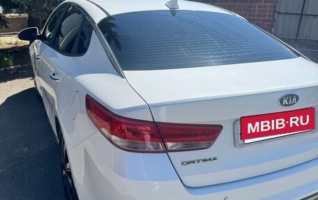 KIA Optima IV, 2018 год, 2 300 000 рублей, 9 фотография