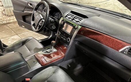 Toyota Camry, 2012 год, 1 500 000 рублей, 6 фотография
