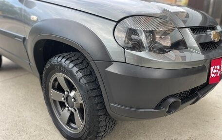 Chevrolet Niva I рестайлинг, 2019 год, 795 000 рублей, 8 фотография