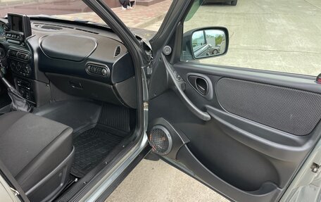 Chevrolet Niva I рестайлинг, 2019 год, 795 000 рублей, 16 фотография
