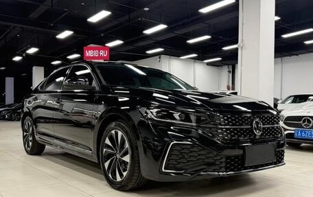 Volkswagen Passat B8 рестайлинг, 2022 год, 1 572 000 рублей, 3 фотография