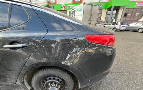 KIA K5 I рестайлинг, 2011 год, 700 000 рублей, 6 фотография