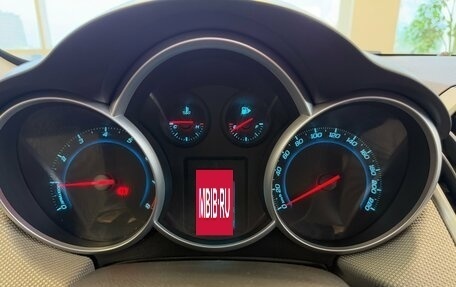 Chevrolet Cruze II, 2013 год, 860 000 рублей, 11 фотография