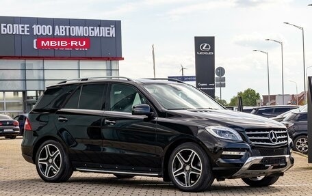Mercedes-Benz M-Класс, 2015 год, 1 995 000 рублей, 3 фотография