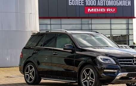 Mercedes-Benz M-Класс, 2015 год, 1 995 000 рублей, 7 фотография