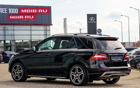 Mercedes-Benz M-Класс, 2015 год, 1 995 000 рублей, 4 фотография