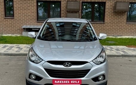 Hyundai ix35 I рестайлинг, 2013 год, 1 175 000 рублей, 2 фотография