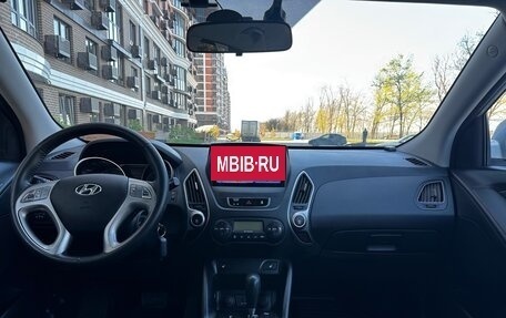 Hyundai ix35 I рестайлинг, 2013 год, 1 175 000 рублей, 11 фотография