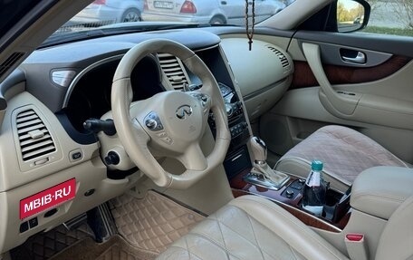 Infiniti FX II, 2011 год, 1 600 000 рублей, 8 фотография