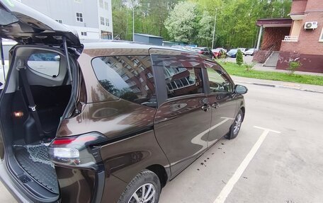 Toyota Sienta II, 2018 год, 1 370 000 рублей, 10 фотография