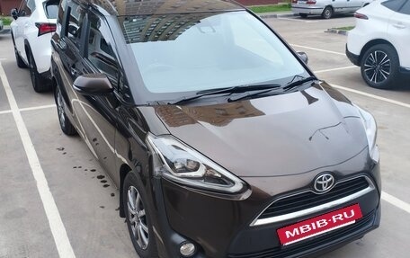 Toyota Sienta II, 2018 год, 1 370 000 рублей, 4 фотография