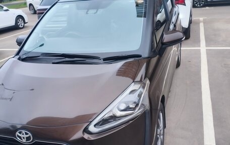 Toyota Sienta II, 2018 год, 1 370 000 рублей, 3 фотография