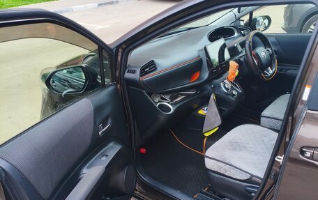 Toyota Sienta II, 2018 год, 1 370 000 рублей, 15 фотография