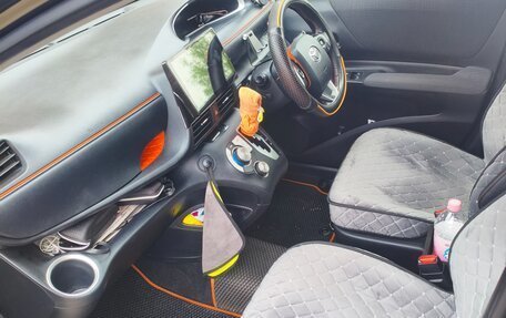 Toyota Sienta II, 2018 год, 1 370 000 рублей, 19 фотография