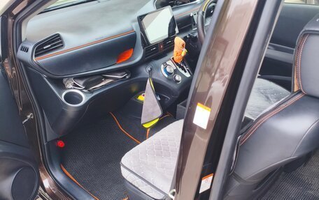 Toyota Sienta II, 2018 год, 1 370 000 рублей, 18 фотография