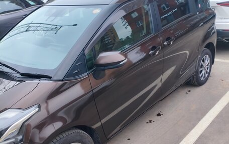 Toyota Sienta II, 2018 год, 1 370 000 рублей, 14 фотография