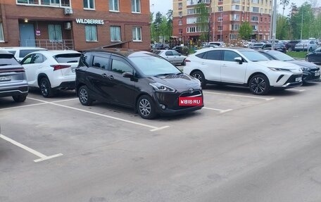 Toyota Sienta II, 2018 год, 1 370 000 рублей, 27 фотография