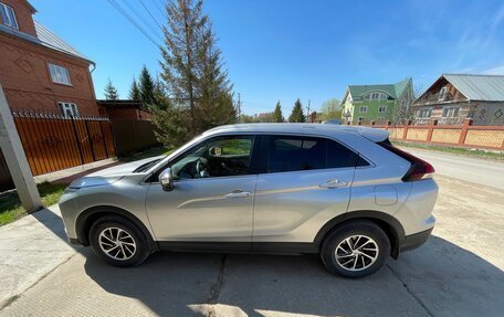 Mitsubishi Eclipse Cross, 2021 год, 2 325 000 рублей, 5 фотография