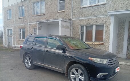Toyota Highlander III, 2011 год, 1 799 000 рублей, 4 фотография