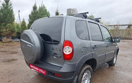Chevrolet Niva I рестайлинг, 2017 год, 630 000 рублей, 4 фотография