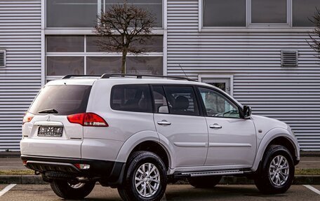 Mitsubishi Pajero Sport II рестайлинг, 2015 год, 1 355 000 рублей, 6 фотография