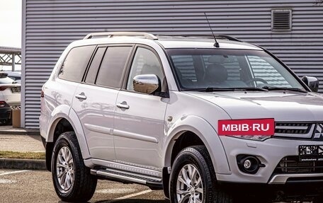 Mitsubishi Pajero Sport II рестайлинг, 2015 год, 1 355 000 рублей, 7 фотография