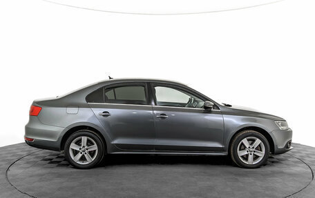 Volkswagen Jetta VI, 2013 год, 1 070 000 рублей, 4 фотография