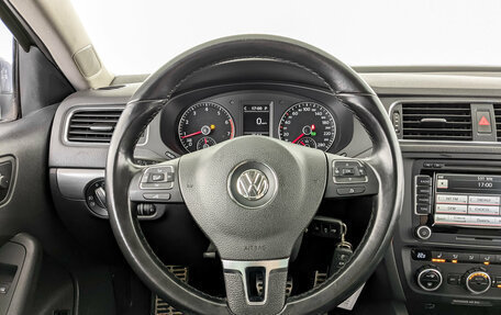 Volkswagen Jetta VI, 2013 год, 1 070 000 рублей, 21 фотография