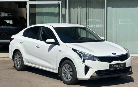 KIA Rio IV, 2021 год, 1 300 000 рублей, 3 фотография